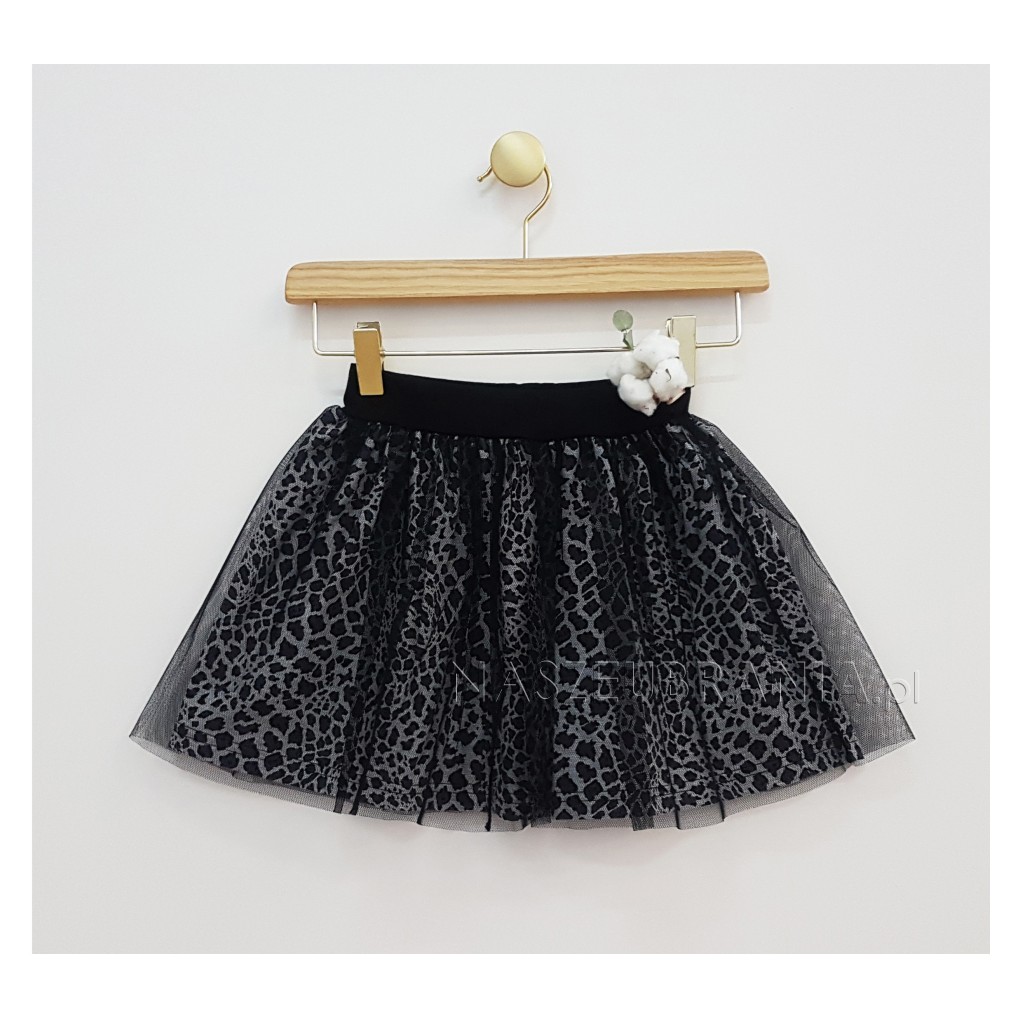 black / 1