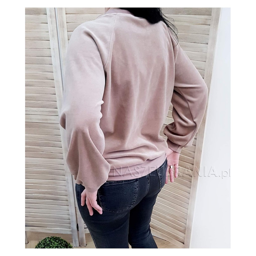 beige / 1
