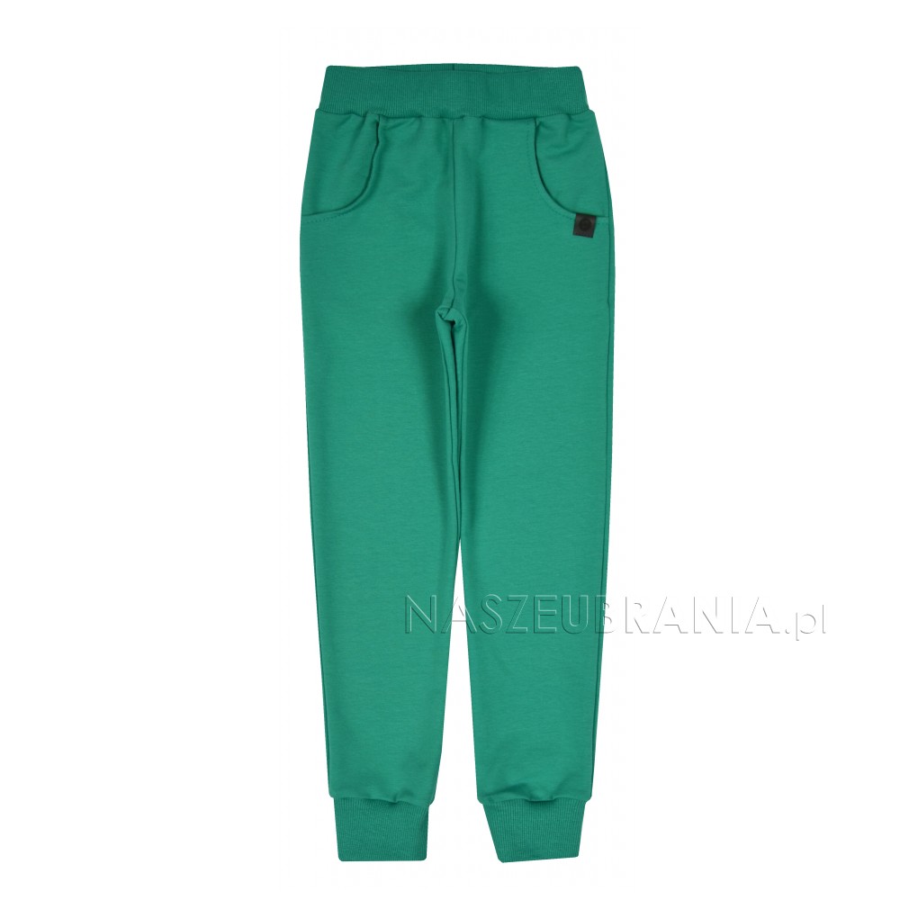 green / 3