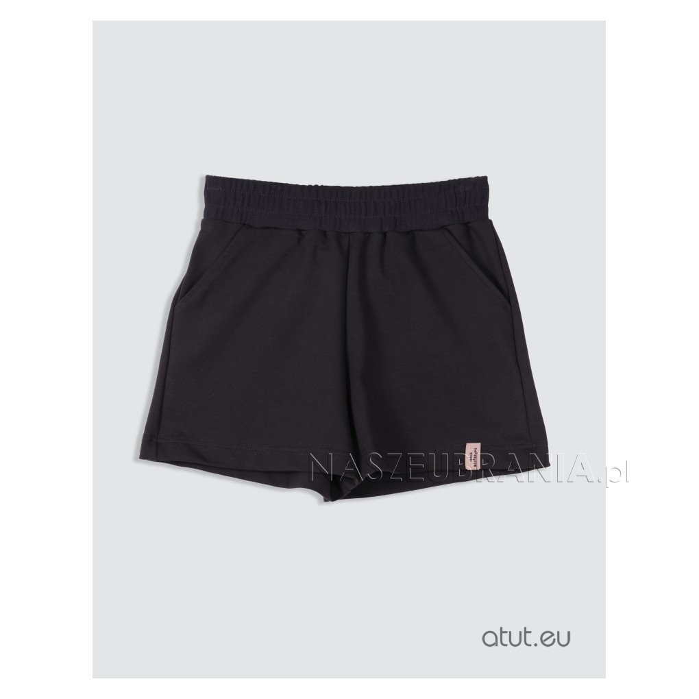 black / 1