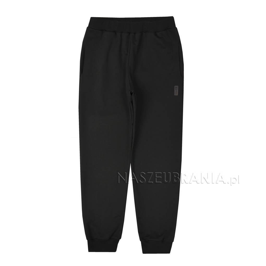 black / 1