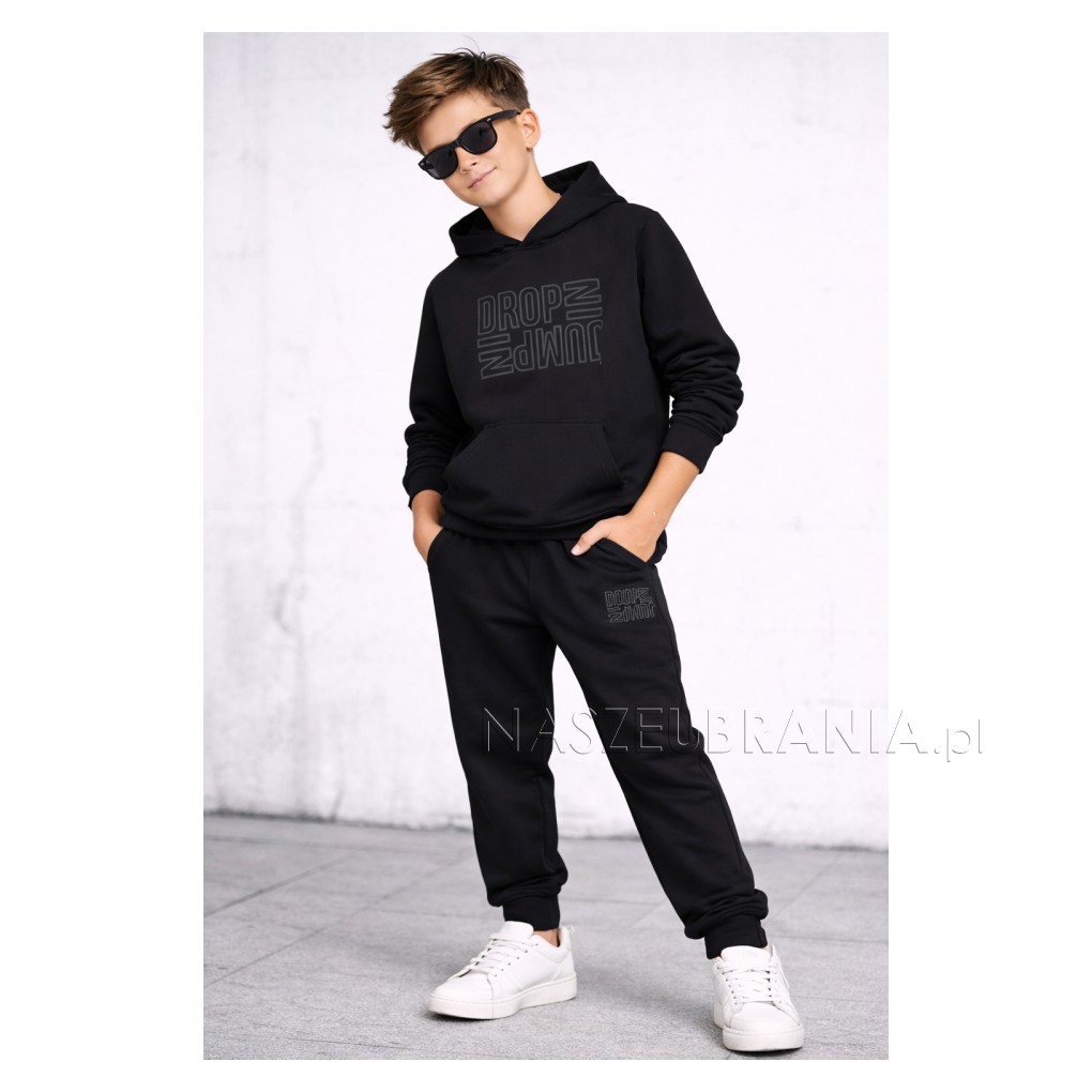 black / 1