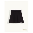 black / 1